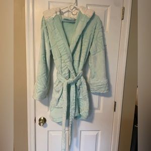 Victoria's Secret PINK Fleece Bathrobe Size Medium/Large